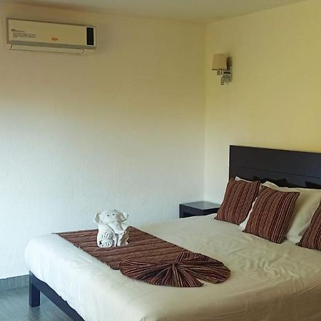 Hotel Punta Galeria Morelia Extérieur photo